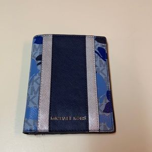 Michael Kors passport cover: